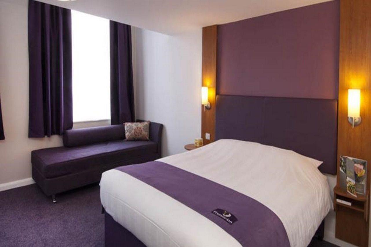 Premier Inn Liverpool John Lennon Airport Speke Esterno foto