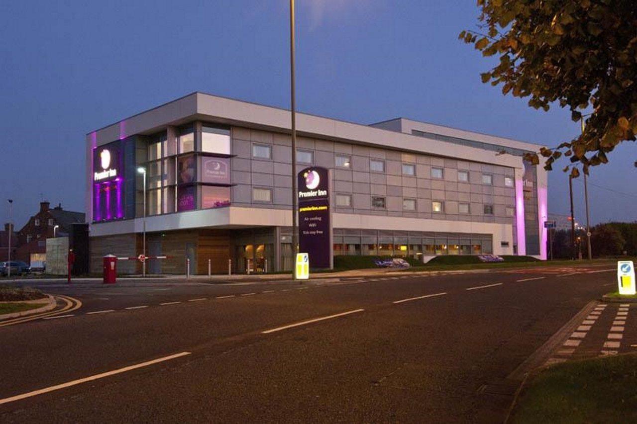 Premier Inn Liverpool John Lennon Airport Speke Esterno foto